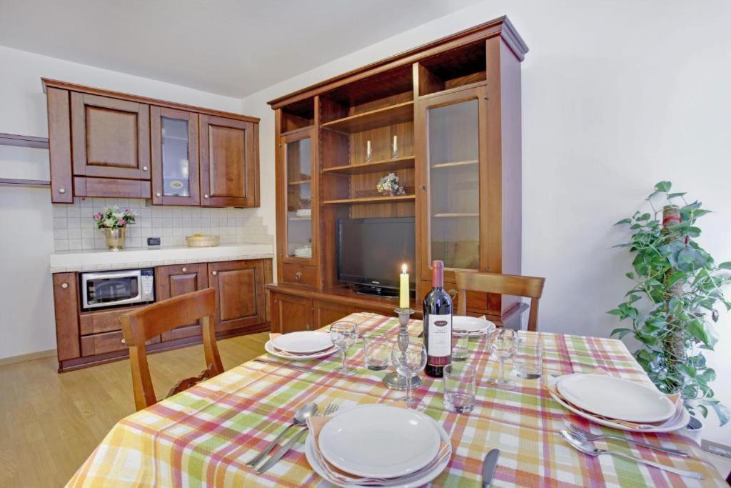 Bricola Biennale Apartments Venice Room photo